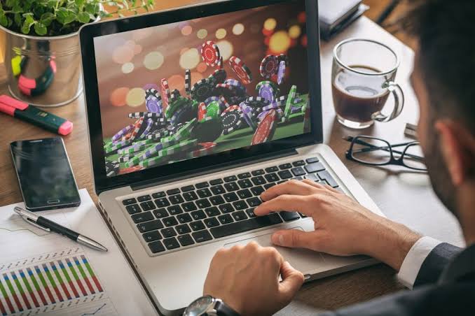 Ελληνικά Online Casino Μάθετε τα πάντα για τον κόσμο του διαδικτυακού τζόγου